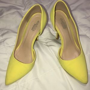 Yellow heels